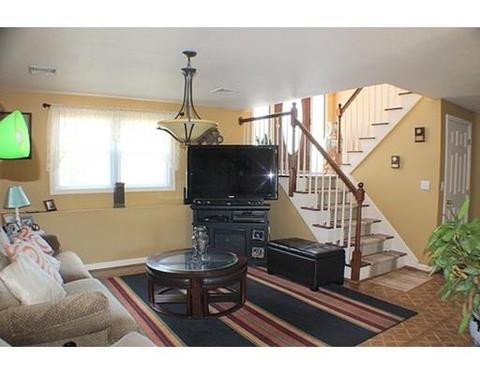 41 Mate Dr, Fall River, MA 02721 photo 8