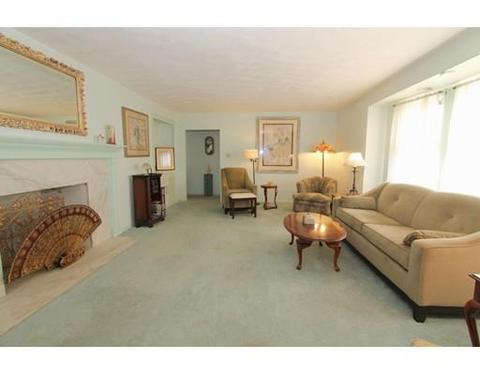 15 Maxdale Rd, Worcester, MA 01602 photo 3
