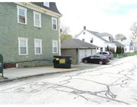 24 Mechanic St, Webster, MA 01570 photo 2