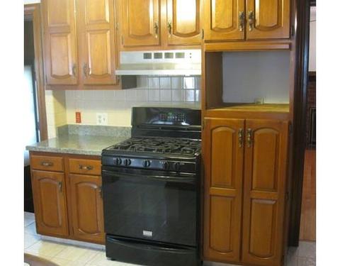100 Perkins St, Springfield, MA 01118 photo 7