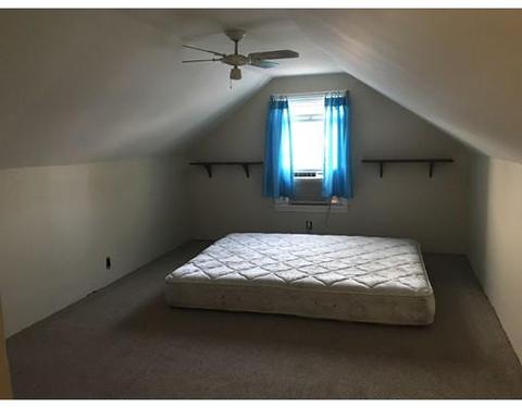 105 Clark St, Chicopee, MA 01013 photo 11