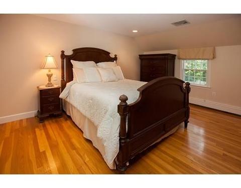 38 Independence Ln, Hingham, MA 02043 photo 13