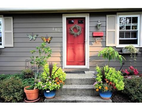 149 Endicott St, Springfield, MA 01118 photo 2