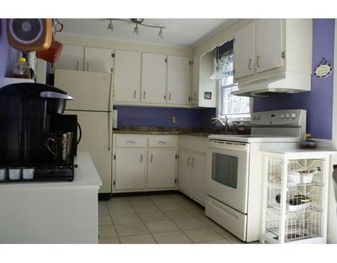 149 Endicott St, Springfield, MA 01118 photo 4