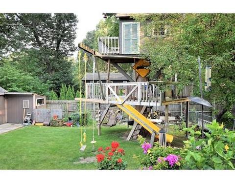 149 Endicott St, Springfield, MA 01118 photo 18
