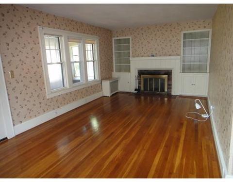 201 Marsden St, Springfield, MA 01109 photo 7
