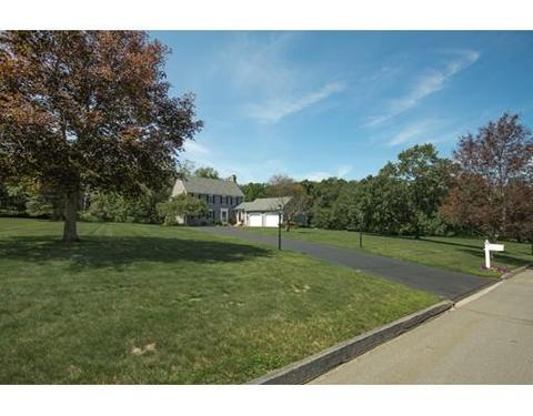 8 Alana Dr, Sutton, MA 01590 photo 3
