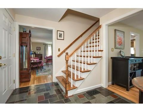 8 Alana Dr, Sutton, MA 01590 photo 5