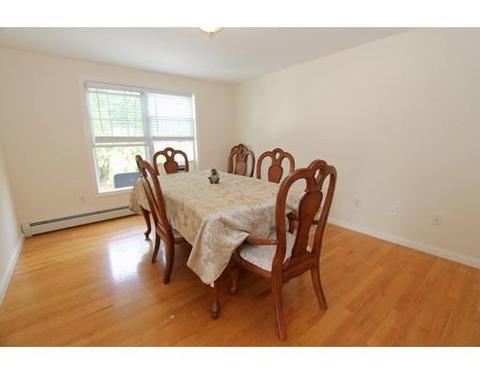 2 Hyannis Pl, Worcester, MA 01604 photo 4