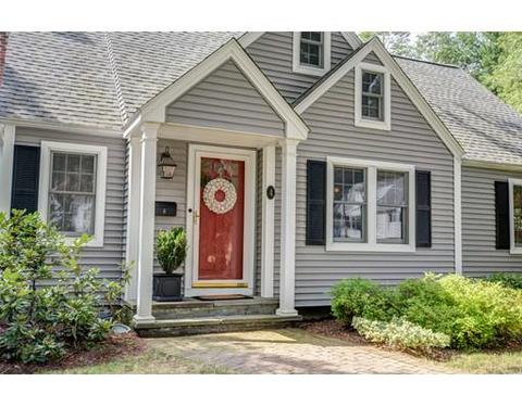 4 Sun Valley Dr, Worcester, MA 01609 photo 2