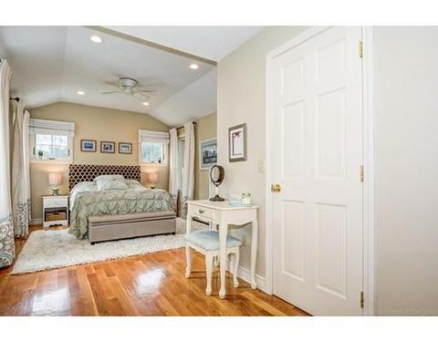 4 Sun Valley Dr, Worcester, MA 01609 photo 23
