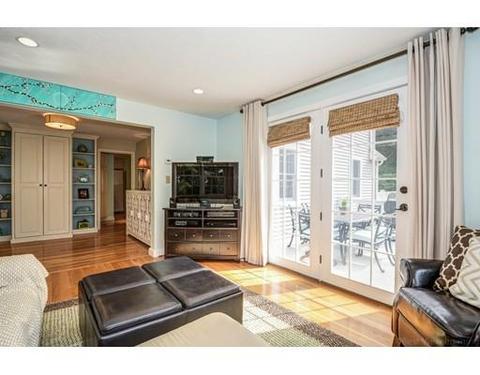 4 Sun Valley Dr, Worcester, MA 01609 photo 17