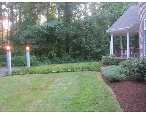 5 Orrison St, Worcester, MA 01609 photo 2