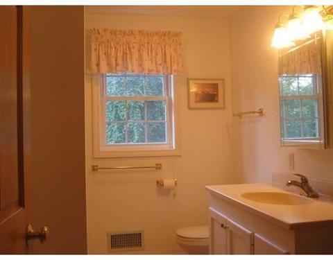 5 Orrison St, Worcester, MA 01609 photo 21