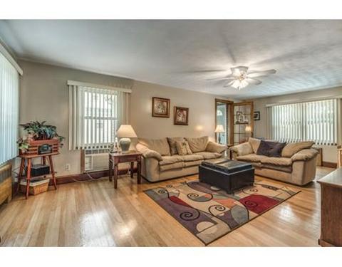 8 Sunset, Stoneham, MA 02180 photo 6