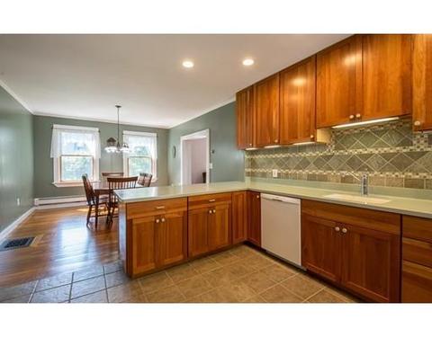 15 Devon Ave, Beverly, MA 01915 photo 8
