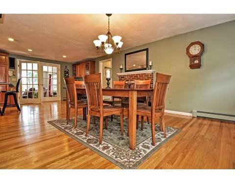 10 Hitching Post Dr, Walpole, MA 02081 photo 4