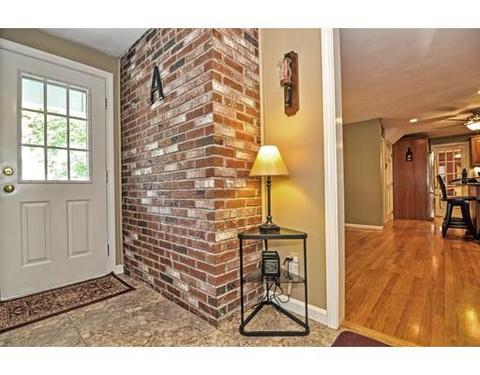 10 Hitching Post Dr, Walpole, MA 02081 photo 3