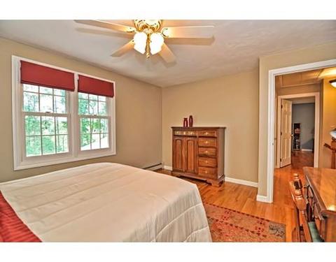 10 Hitching Post Dr, Walpole, MA 02081 photo 18