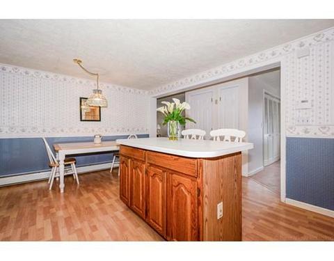 30 Drexel St, Worcester, MA 01602 photo 13