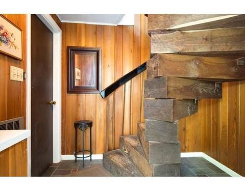 242 W Sutton Rd, Sutton, MA 01590 photo 3