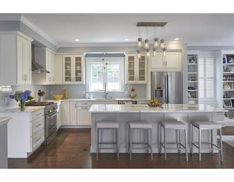 21 Spring St, Arlington, MA 02476 photo 2