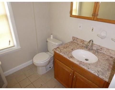 39 Eton St, Springfield, MA 01108 photo 10
