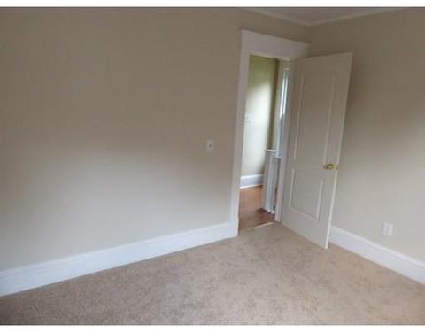 39 Eton St, Springfield, MA 01108 photo 12