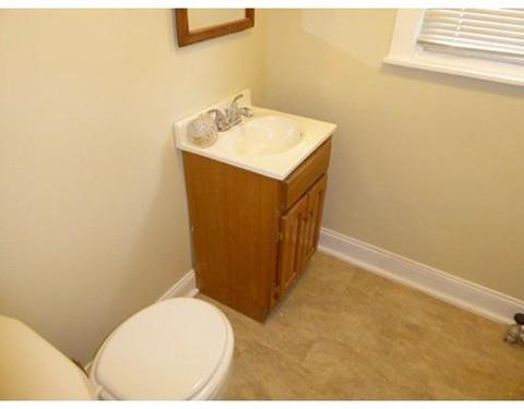 39 Eton St, Springfield, MA 01108 photo 3