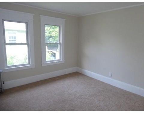 39 Eton St, Springfield, MA 01108 photo 13