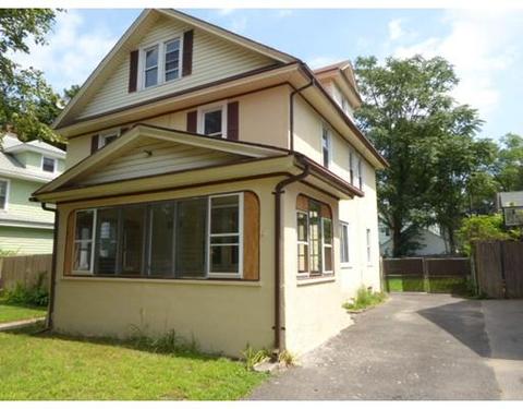 39 Eton St, Springfield, MA 01108 photo 1