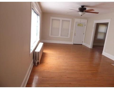 39 Eton St, Springfield, MA 01108 photo 9