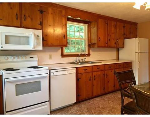 53 Stevens St, Andover, MA 01810 photo 4