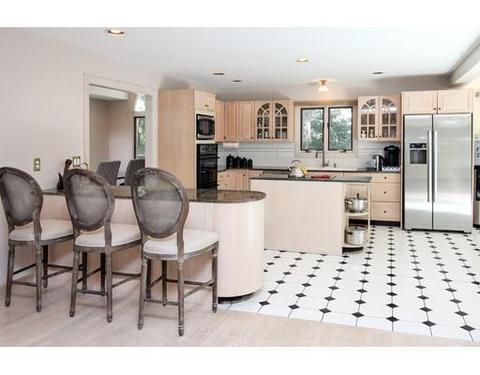 80 Strawberry Ln, Canton, MA 02021 photo 11