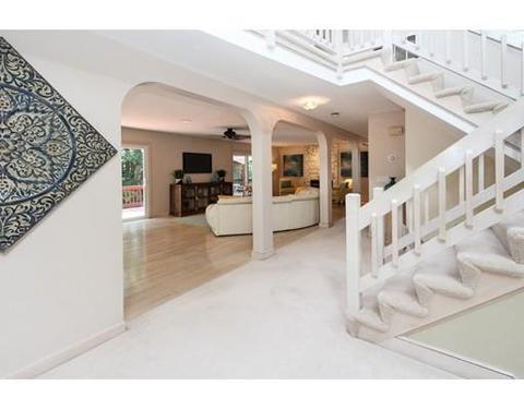 80 Strawberry Ln, Canton, MA 02021 photo 9