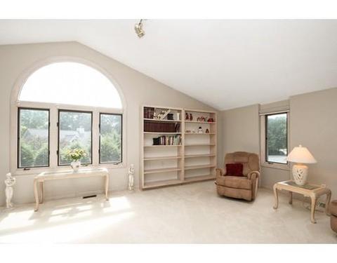 80 Strawberry Ln, Canton, MA 02021 photo 24