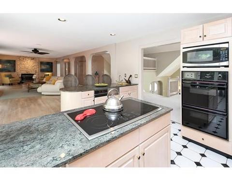80 Strawberry Ln, Canton, MA 02021 photo 15