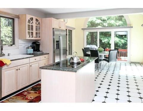 80 Strawberry Ln, Canton, MA 02021 photo 14