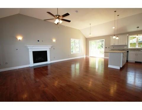 2 Crawford St, Worcester, MA 01604 photo 7
