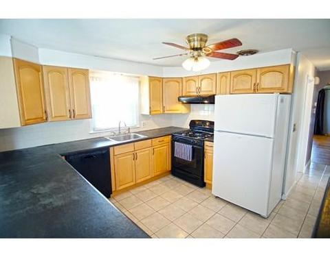 53 Arcadia Blvd, Springfield, MA 01118 photo 6