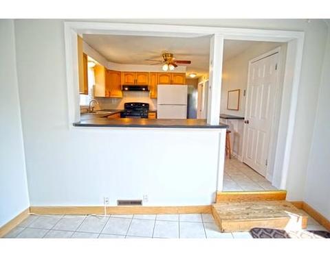 53 Arcadia Blvd, Springfield, MA 01118 photo 5