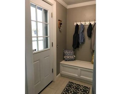 64 Ray St, Webster, MA 01570 photo 2