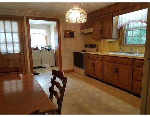 34 Cape Cod Ave, Reading, MA 01867 photo 4