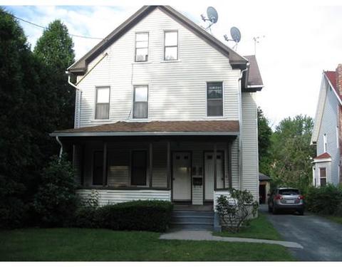288 Oak St, Springfield, MA 01151 photo 2