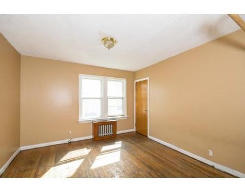 185 Hampden St, Springfield, MA 01151 photo 13