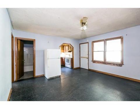 185 Hampden St, Springfield, MA 01151 photo 8