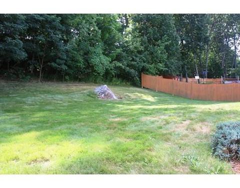 19 Corinth Dr, Worcester, MA 01606 photo 22