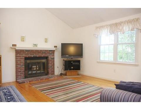 19 Corinth Dr, Worcester, MA 01606 photo 7