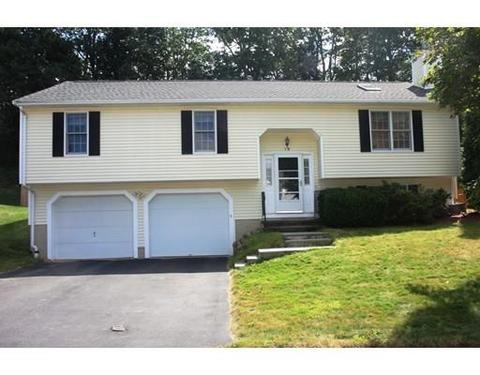 19 Corinth Dr, Worcester, MA 01606 photo 1