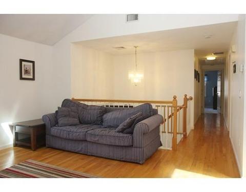 19 Corinth Dr, Worcester, MA 01606 photo 10